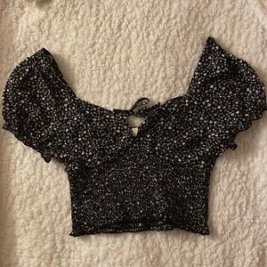 Sky and Sparrow Tilly’s women’s floral tie front smock top